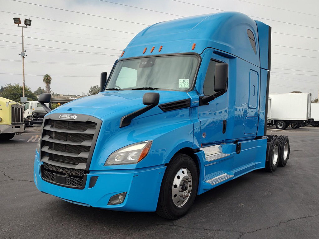 2022 FREIGHTLINER 126SLP