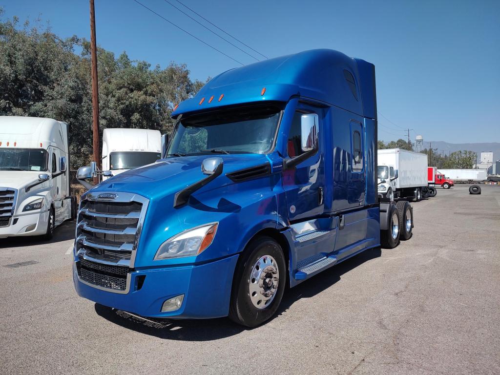 2022 FREIGHTLINER 126SLP