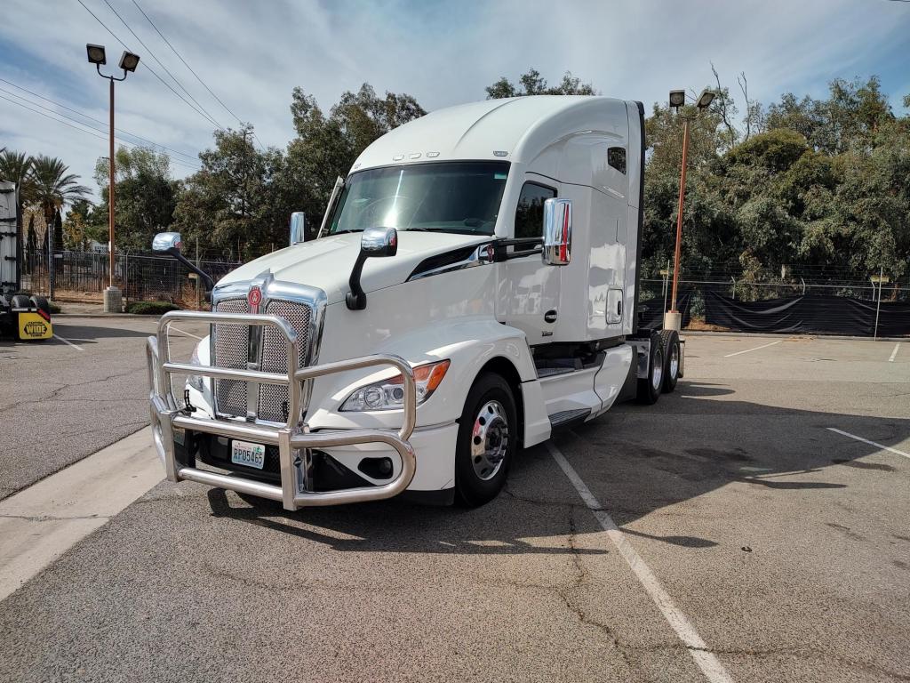 2023 KENWORTH T680