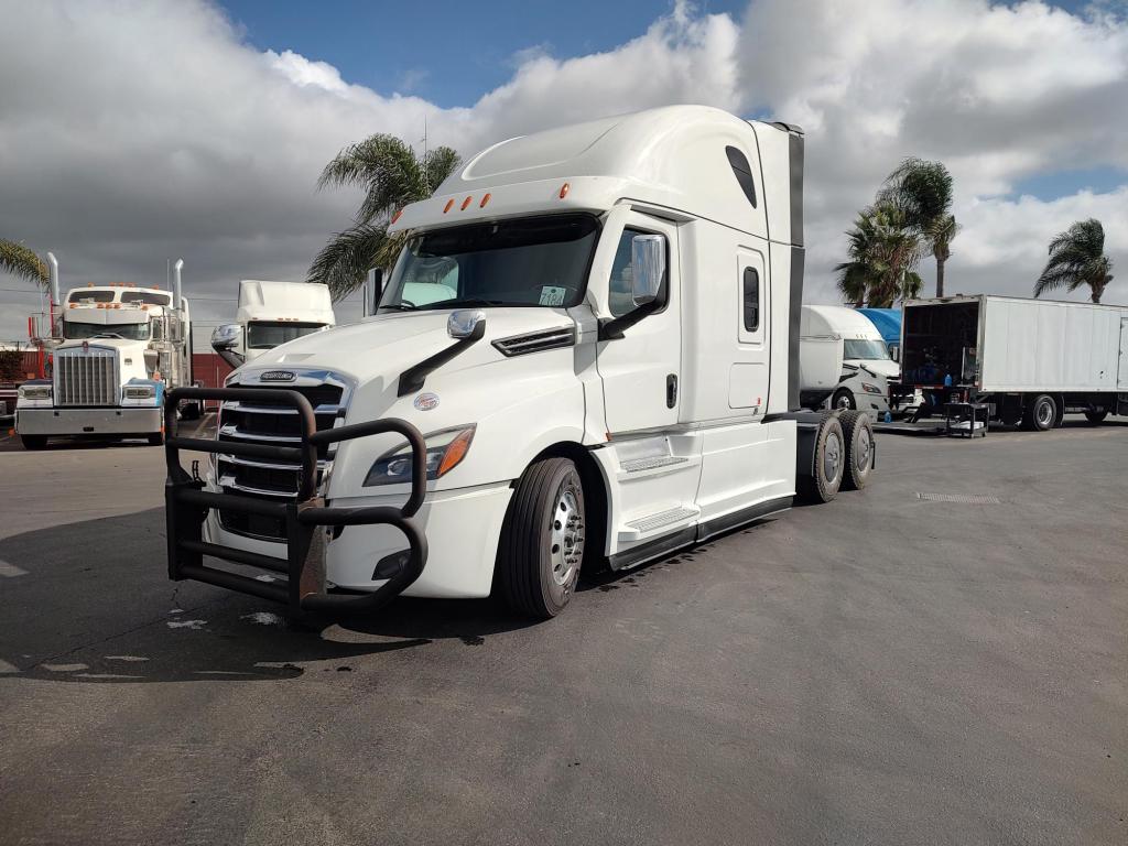 2023 FREIGHTLINER 126SLP