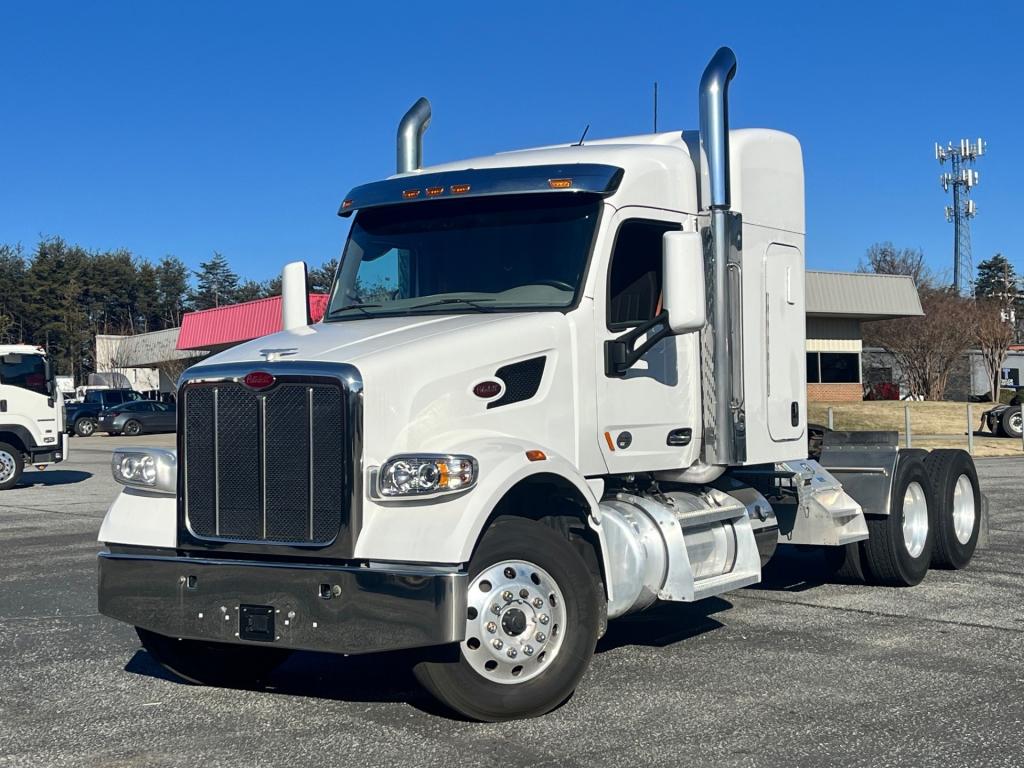 2022 Peterbilt 567