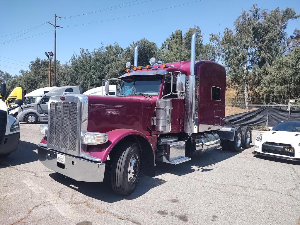 2019 Peterbilt 389