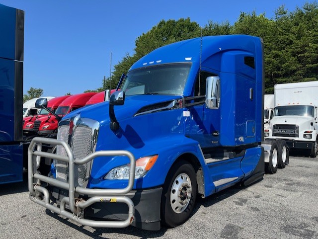 2023 Kenworth T680