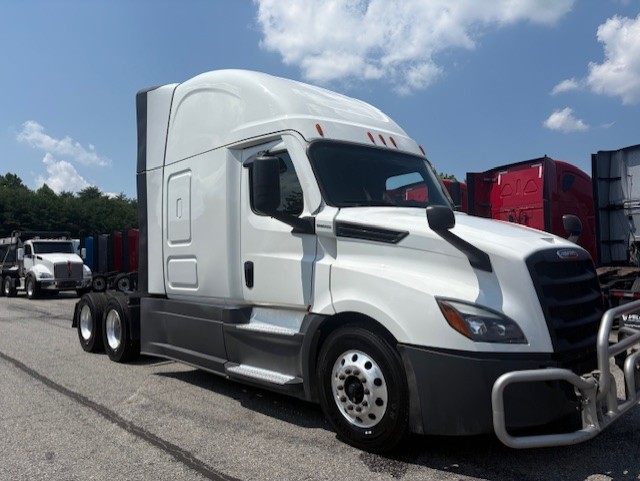 2022 Freightliner 126SLP