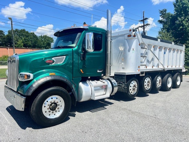 2019 Peterbilt 567