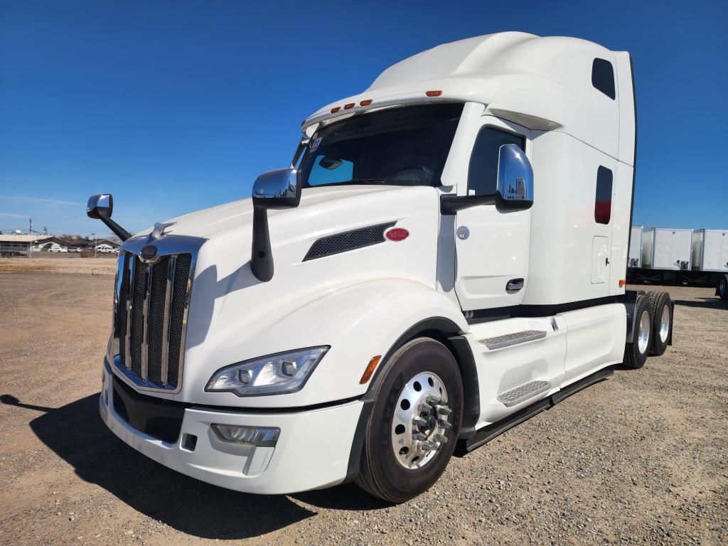 2023 Peterbilt 579